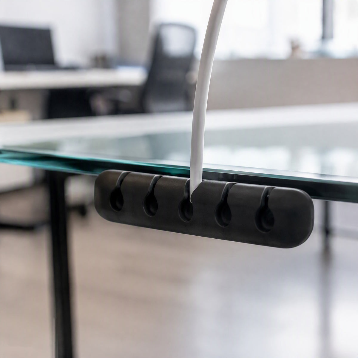 Silicone Cable Holder 5-Slot Desk Organizer